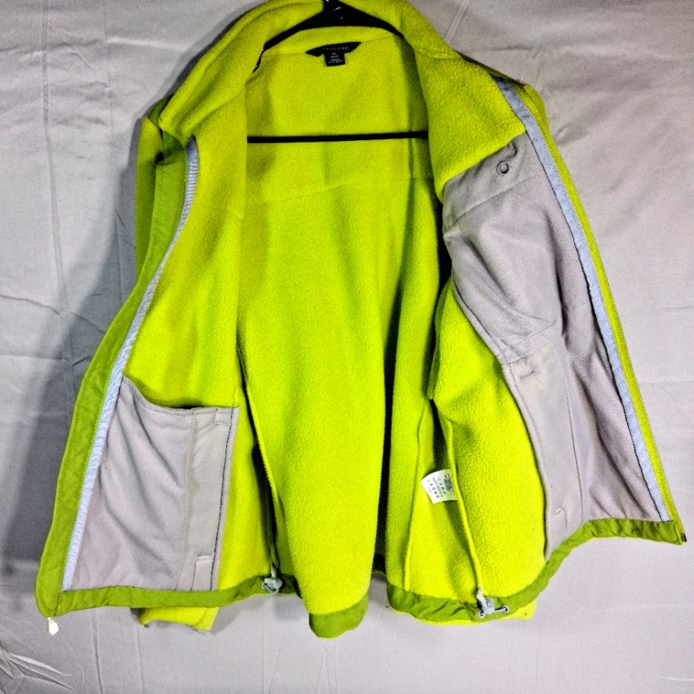 Womens Lands End 10-12 Fleece Chartreuse/Lime Green Jacket Like New - Picture 3 of 12